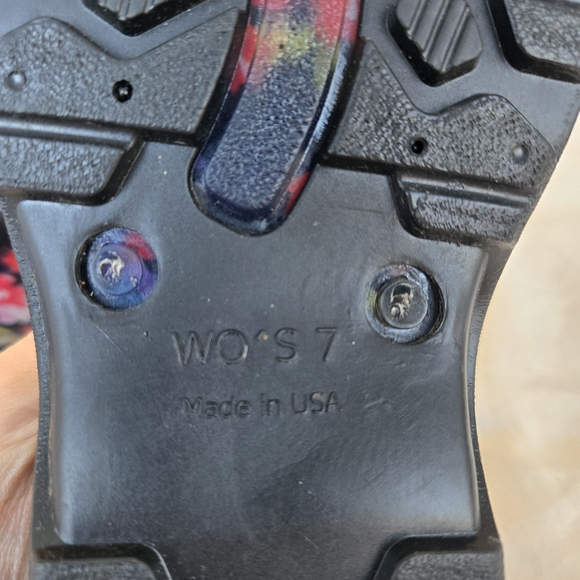 Sloggers Women's Floral Garden Shoes - Black and Multicolor, Size 7 - Picture 2 of 12